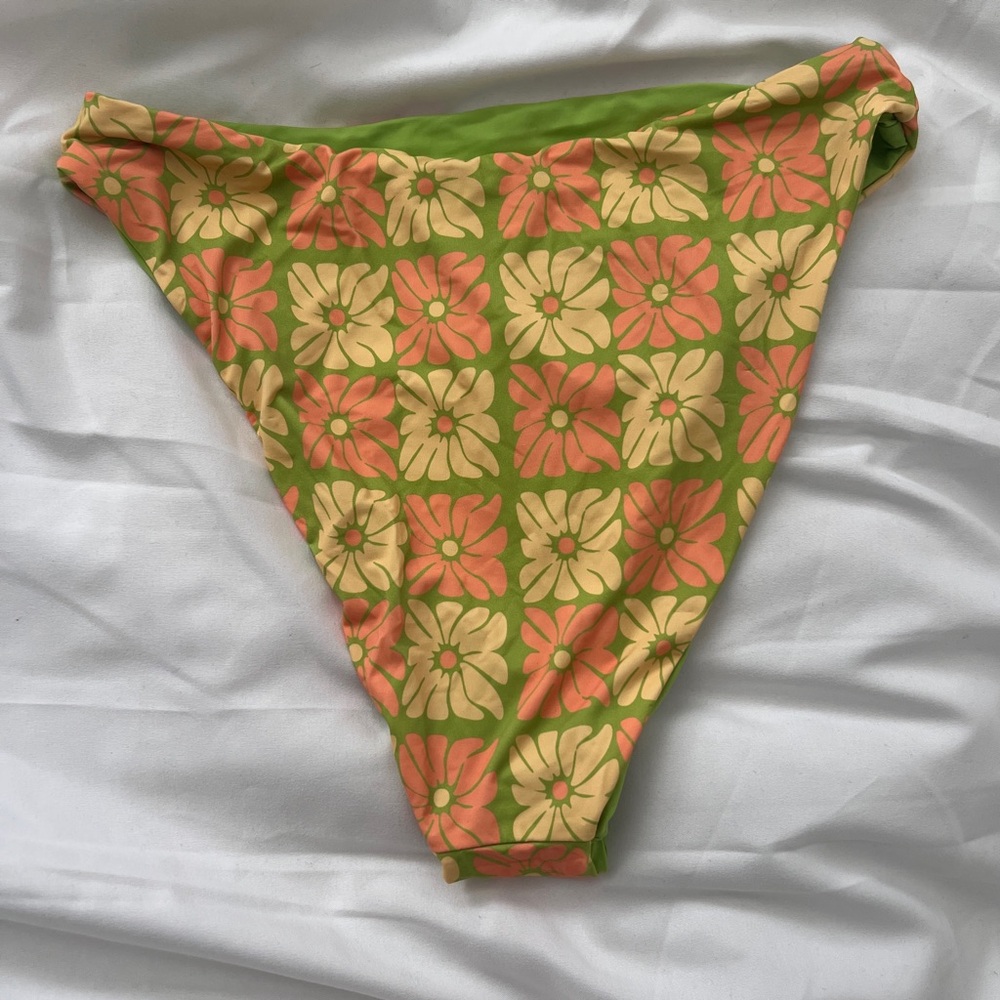 Dippin’ Daisy’s High Waisted Bikini Bottom - Picture 2 of 5